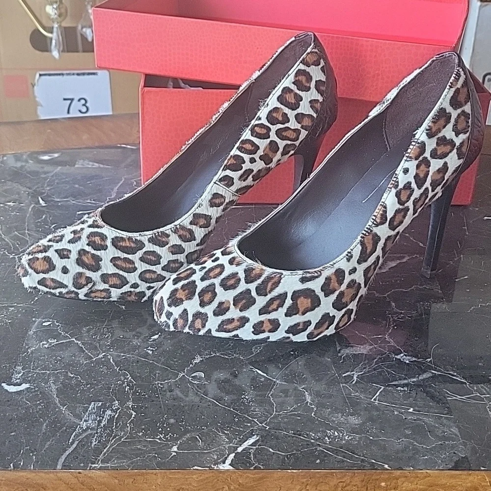 Leopard Heels - Picture 2 of 4